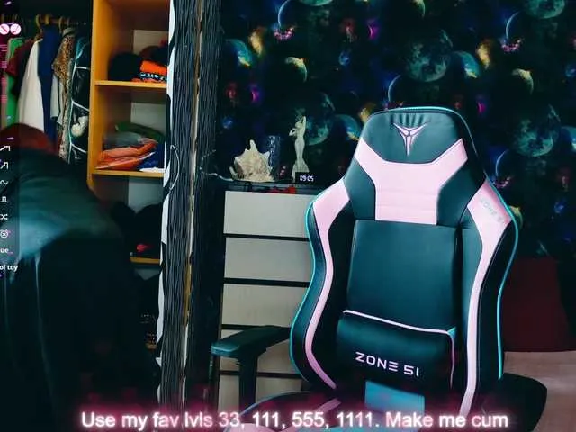 Live sex webcam photo for Satisfy-Me #291410118