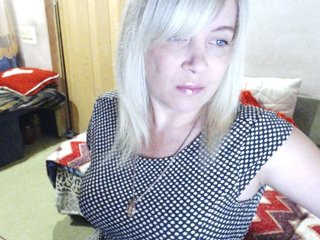 Live sex webcam photo for Savan35na #171963990