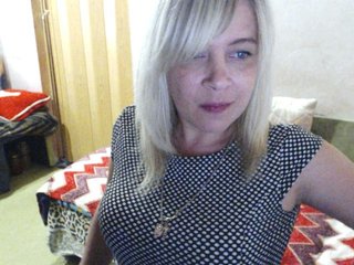 Live sex webcam photo for Savan35na #171981999