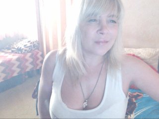 Live sex webcam photo for Savan35na #188994579