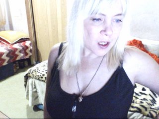 Live sex webcam photo for Savan35na #196356370