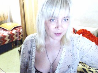 Live sex webcam photo for Savan35na #199028617