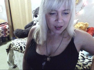 Live sex webcam photo for Savan35na #199863718