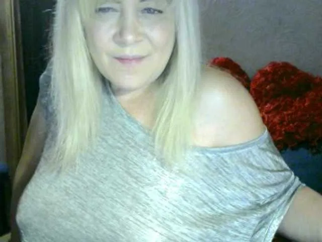 Live sex webcam photo for Savan35na #290416976