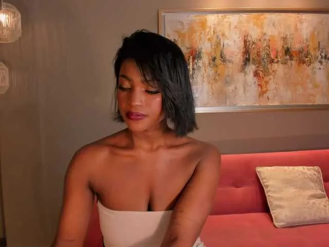 Live sex webcam photo for SavannahStorm #289320266