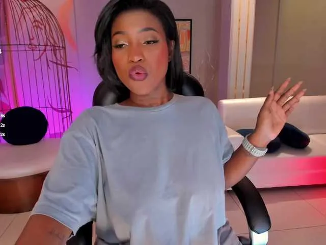 Live sex webcam photo for SavannahStorm #290796116