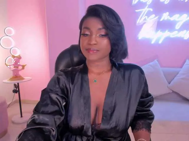 Live sex webcam photo for SavannahStorm #291255217