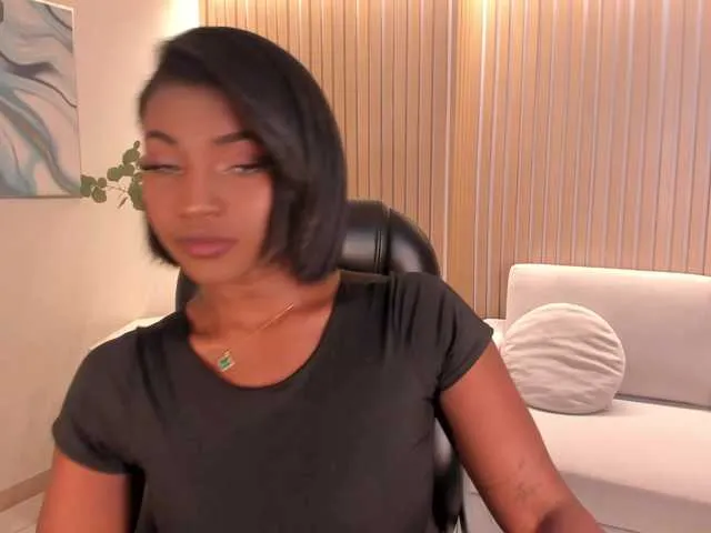 Live sex webcam photo for SavannahStorm #291384454