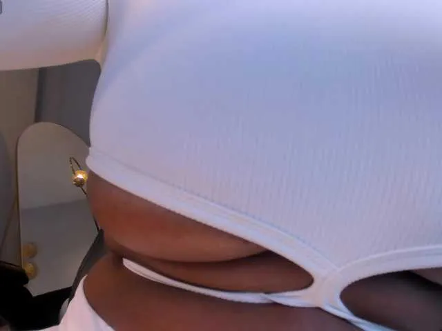 Live sex webcam photo for SavannahStorm #291720792