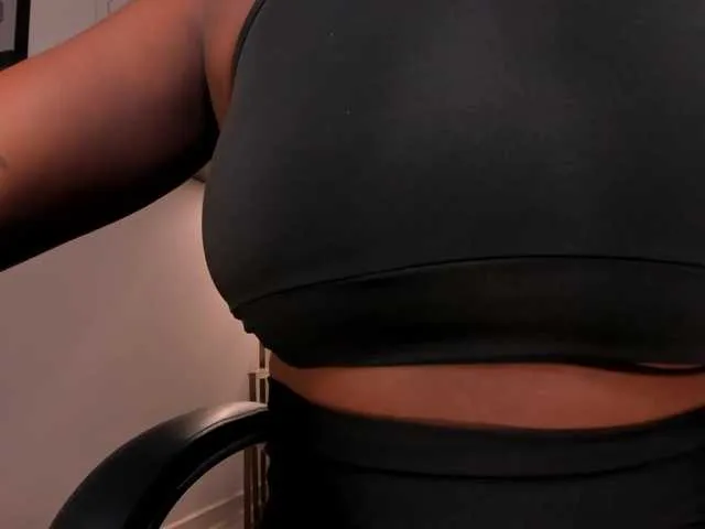 Live sex webcam photo for SavannahStorm #292235370