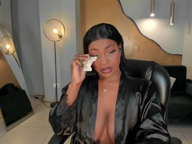 Live sex webcam photo for SavannahStorm #292268572