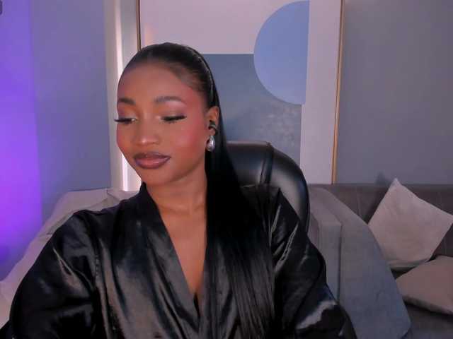 Live sex webcam photo for SavannahStorm #292422784