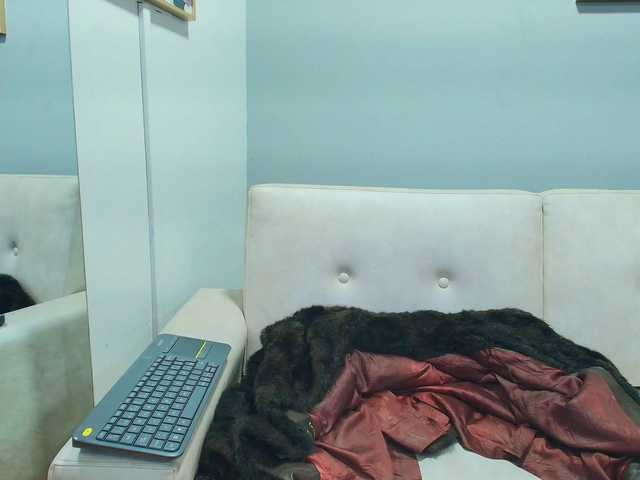 Live sex webcam photo for Savannahh #291741655