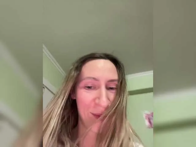 Live sex webcam photo for Saveta #290603200
