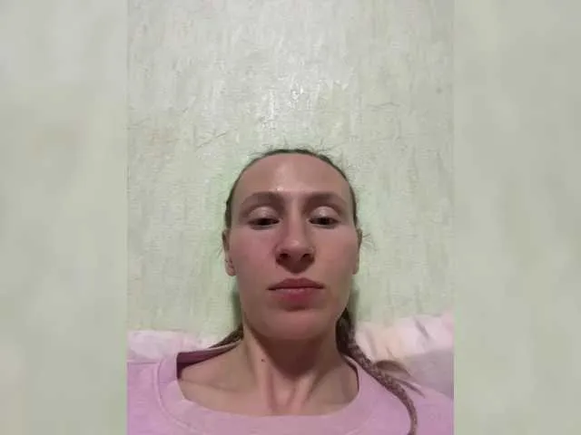 Live sex webcam photo for Saveta #290631099