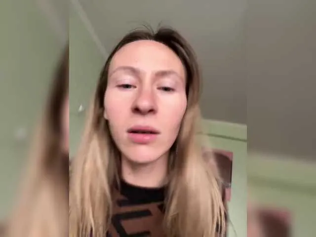 Live sex webcam photo for Saveta #290689721