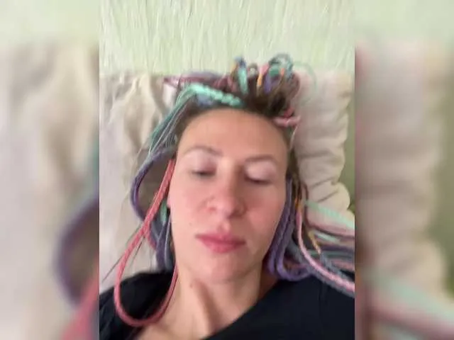 Live sex webcam photo for Saveta #290881958
