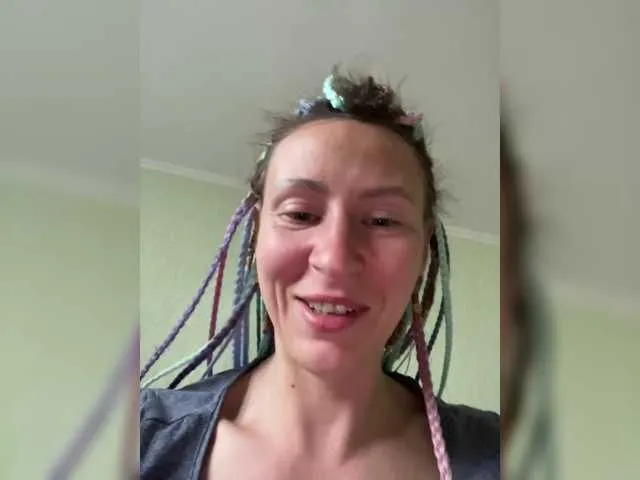 Live sex webcam photo for Saveta #290959066