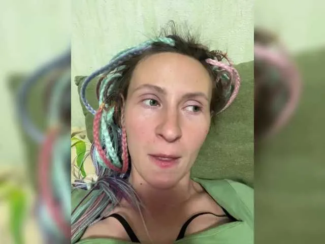 Live sex webcam photo for Saveta #291017095