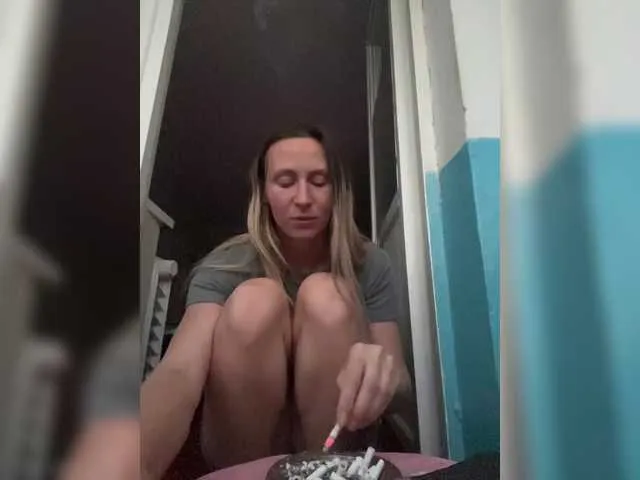 Live sex webcam photo for Saveta #291386956