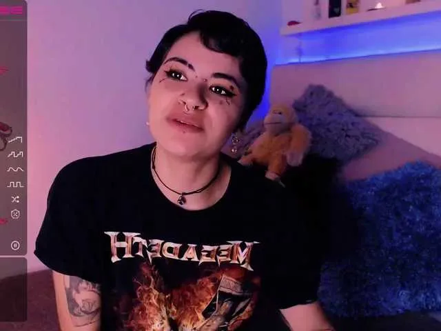 Live sex webcam photo for Scarlatta-Sno #274245220