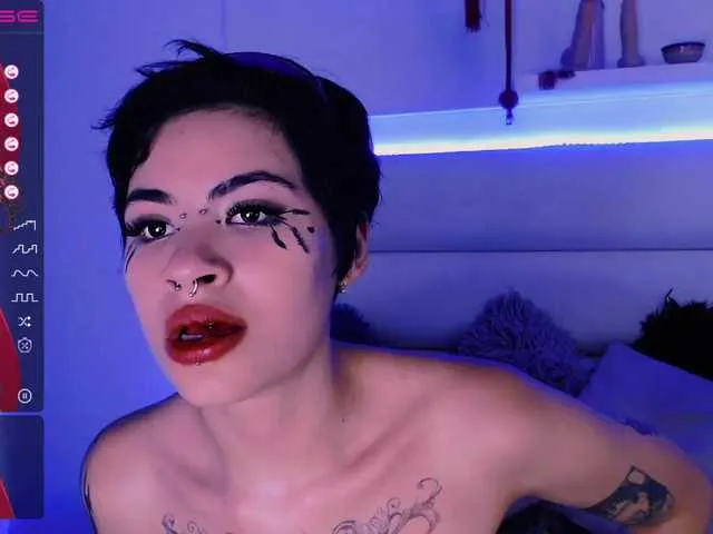 Live sex webcam photo for Scarlatta-Sno #274316571