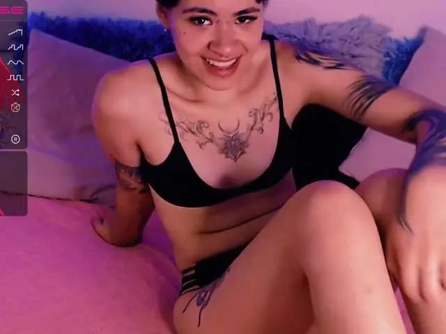 Live sex webcam photo for Scarlatta-Sno #274361809