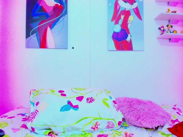 Live sex webcam photo for ScarleetLiz #272149953