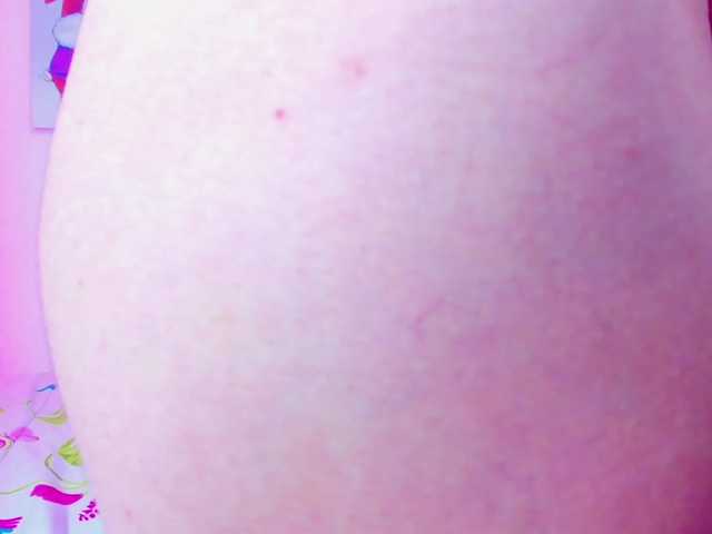 Live sex webcam photo for ScarleetLiz #272256694