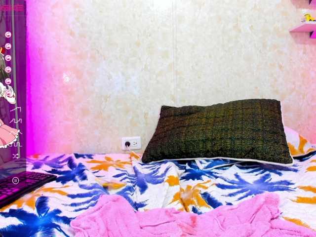 Live sex webcam photo for ScarleetLiz #274201179