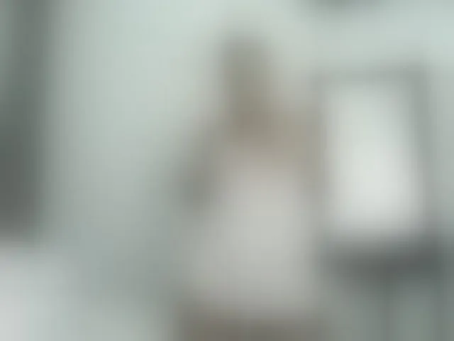 Live sex webcam photo for Scarlet-Estelle #294057223