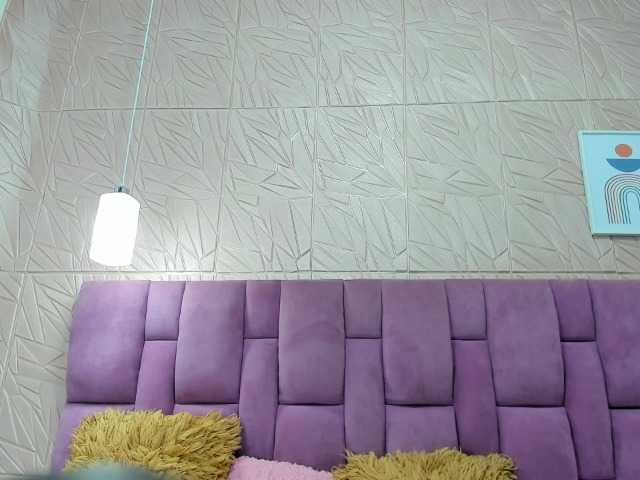 Live sex webcam photo for Scarlet-Thomp #274292026