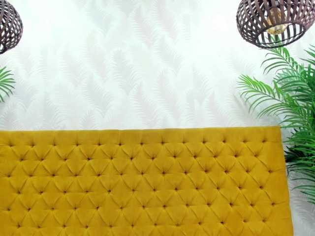 Live sex webcam photo for Scarlet-Thomp #274532716