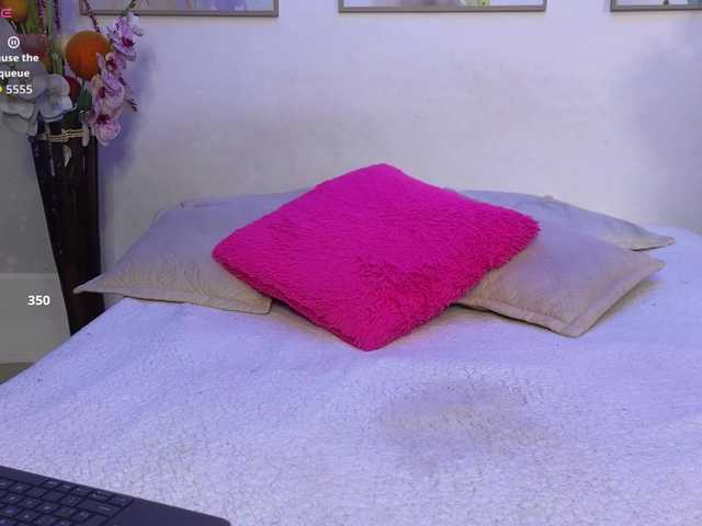 Live sex webcam photo for ScarletDesire #292020190