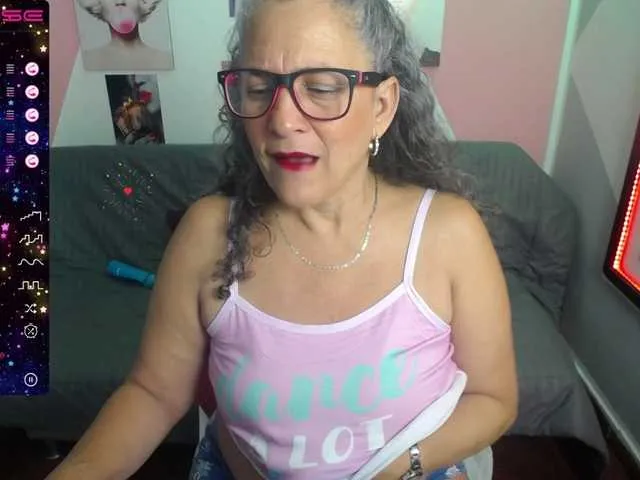 Live sex webcam photo for ScarletMorg-1 #273729808