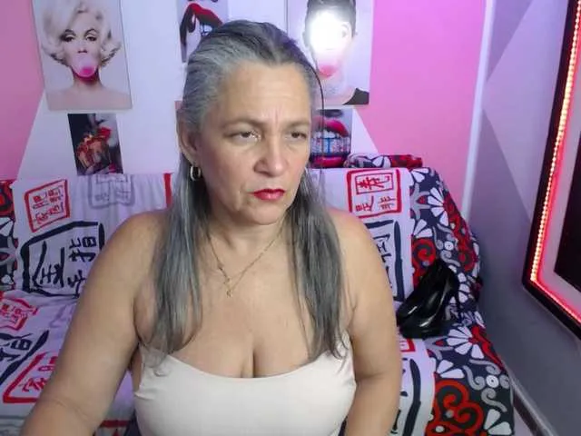 Live sex webcam photo for ScarletMorg-1 #274430654