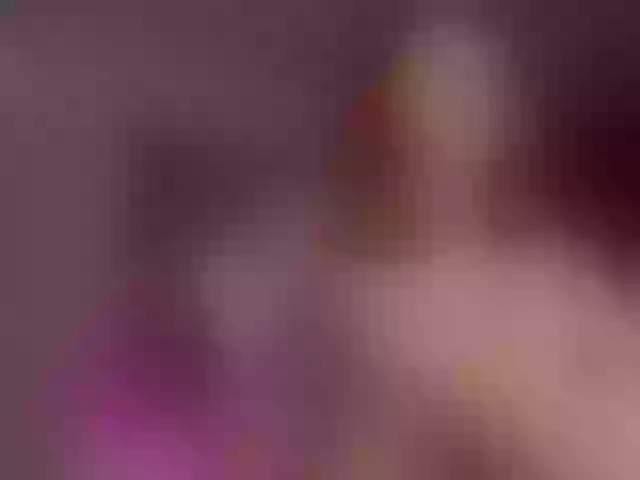Live sex webcam photo for ScarletRos3 #290356159