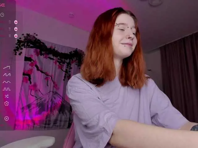 Live sex webcam photo for ScarletRos3 #290467966