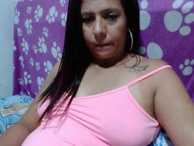 Live sex webcam photo for Scarleth-wet #272107369