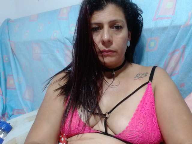 Live sex webcam photo for Scarleth-wet #272201292