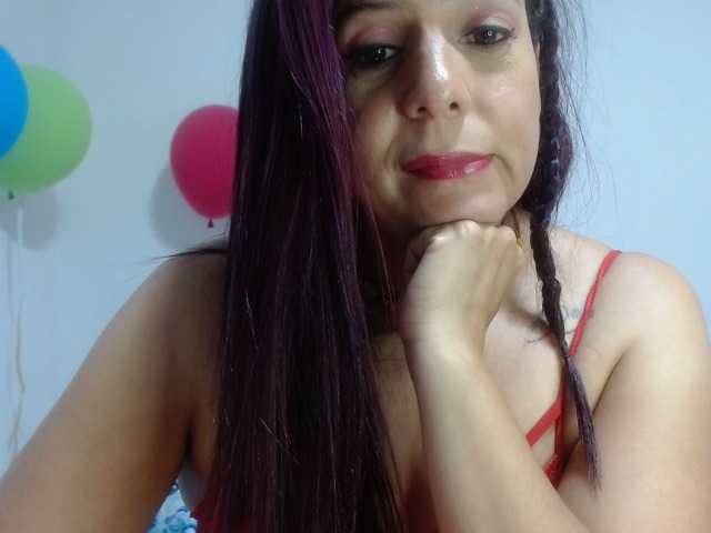 Live sex webcam photo for Scarleth-wet #272772407