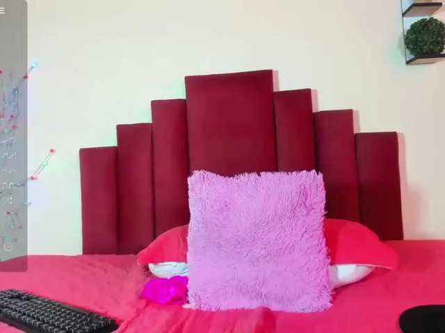Live sex webcam photo for Scarlett- #277231051
