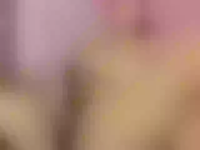Live sex webcam photo for Scarlett- #278021879