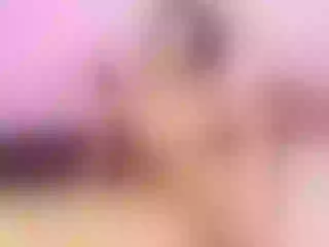 Live sex webcam photo for Scarlett- #278098213