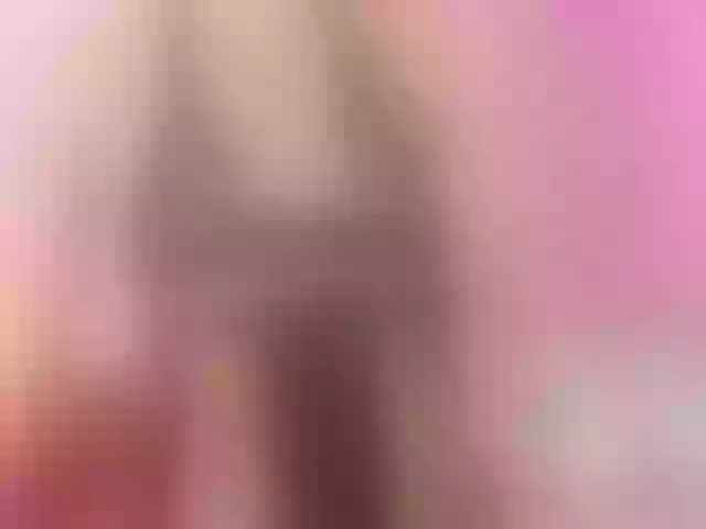 Live sex webcam photo for Scarlett- #278105041