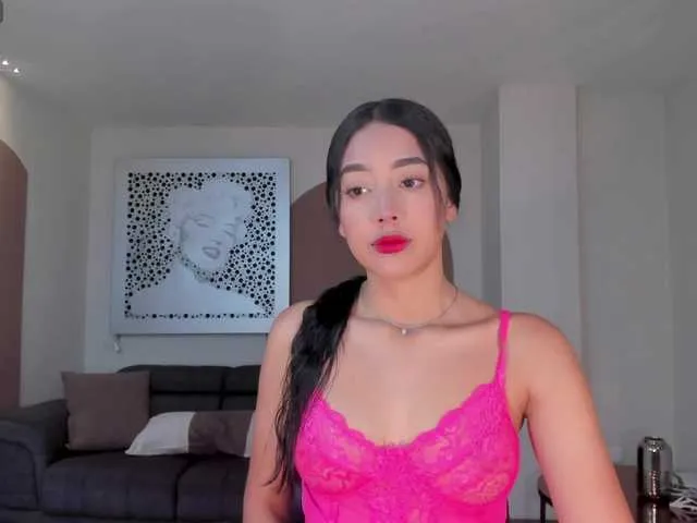 Live sex webcam photo for ScarlettBlaze #292213339