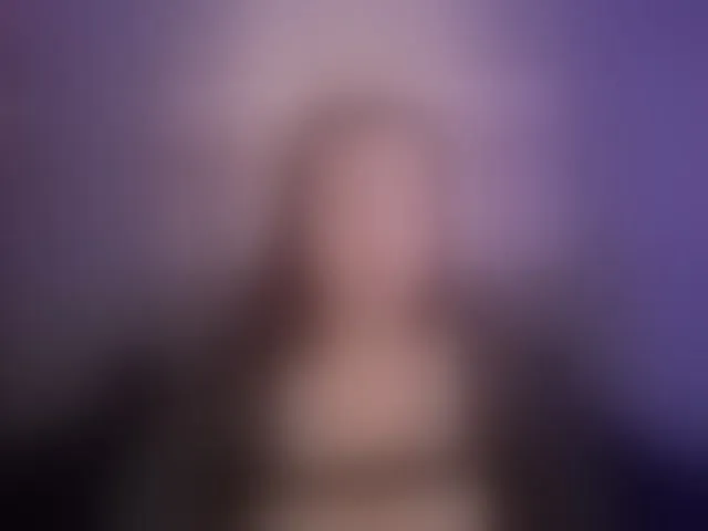 Live sex webcam photo for ScarlettBlaze #293948292