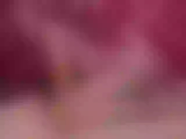 Live sex webcam photo for ScarlettHot5 #290557231