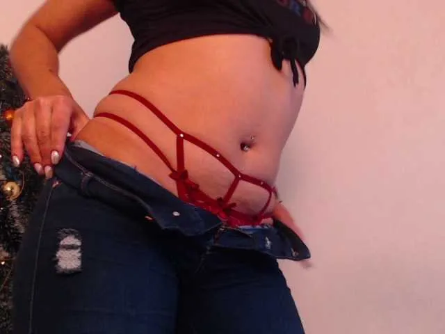 Live sex webcam photo for ScarlettIvano #271895674