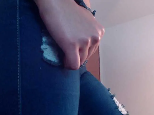 Live sex webcam photo for ScarlettIvano #272110509